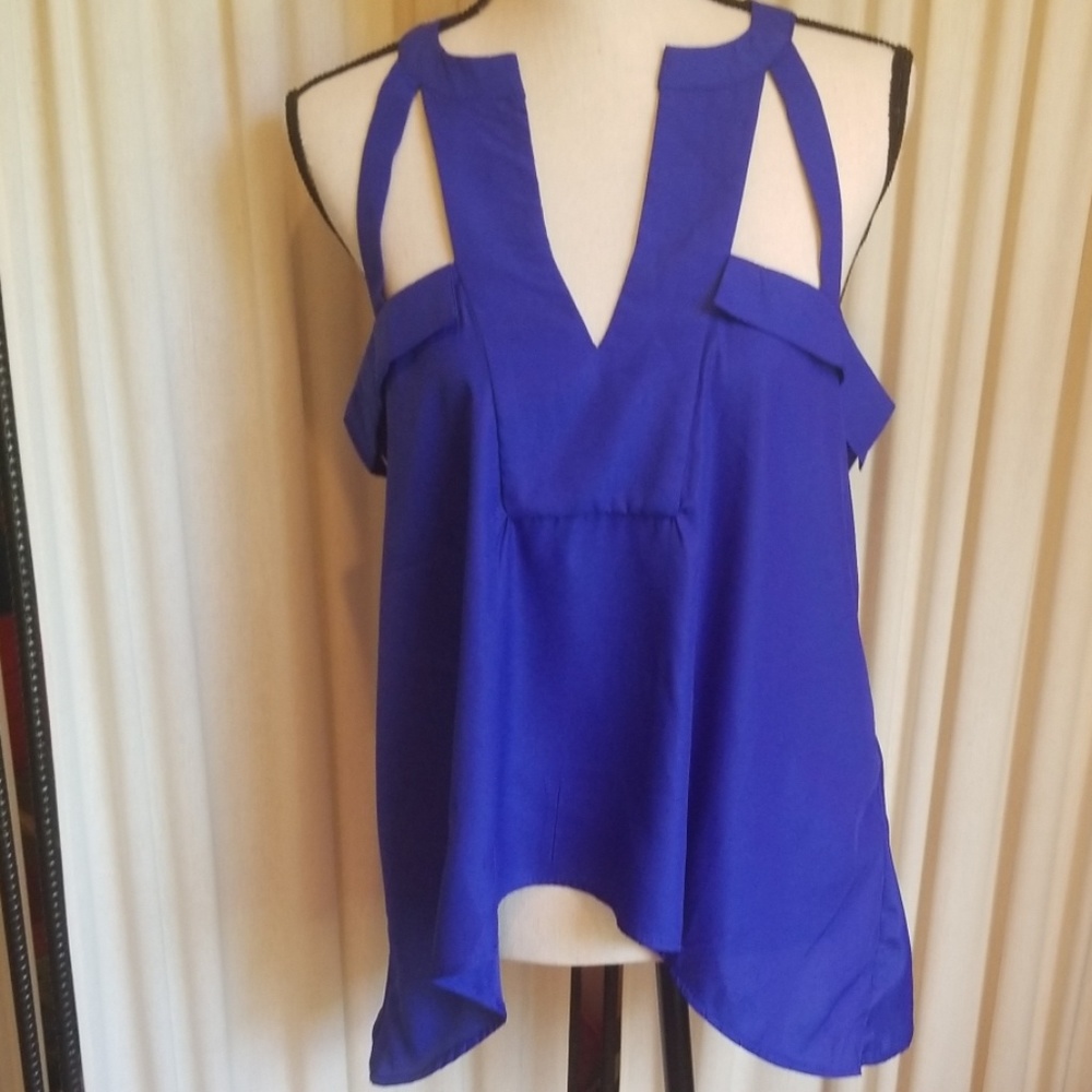 #12. NWT Manito Royal Top - Picture 1 of 2